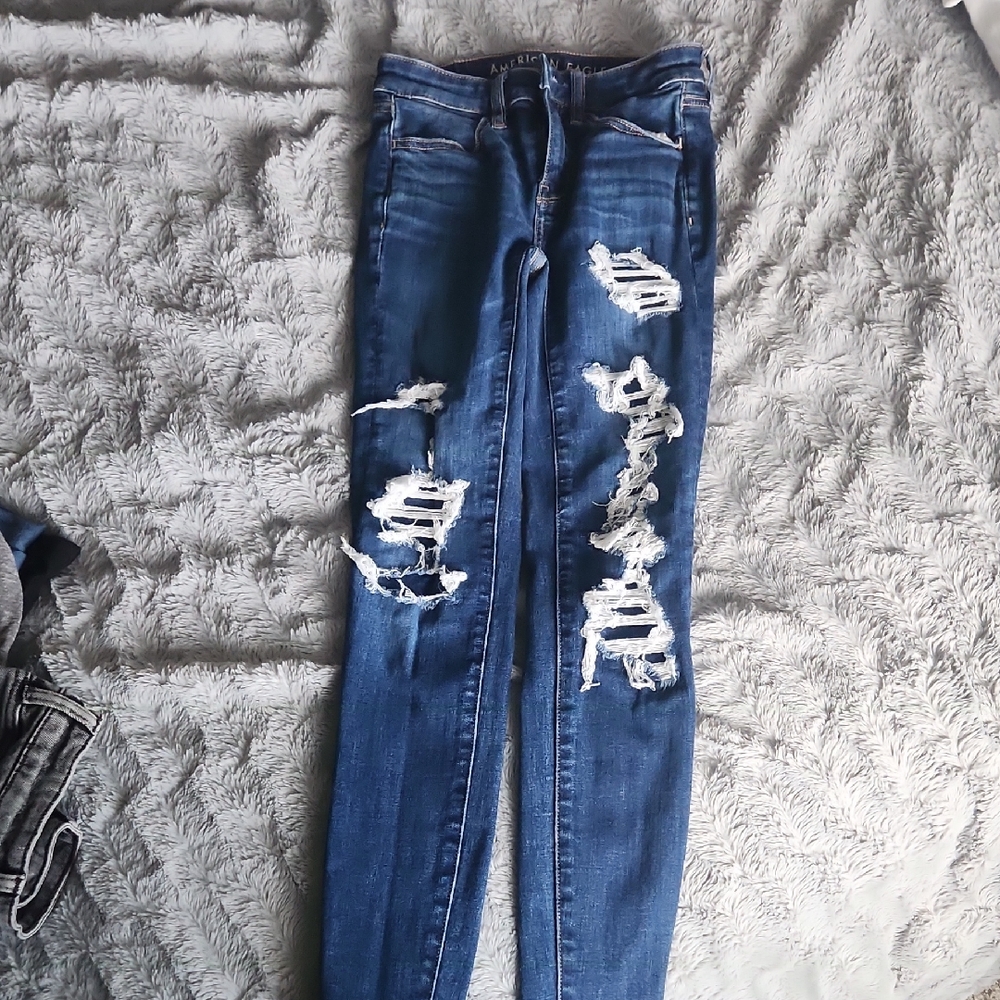 American Eagle Outfitters Ripped Blue Skinny Jeans